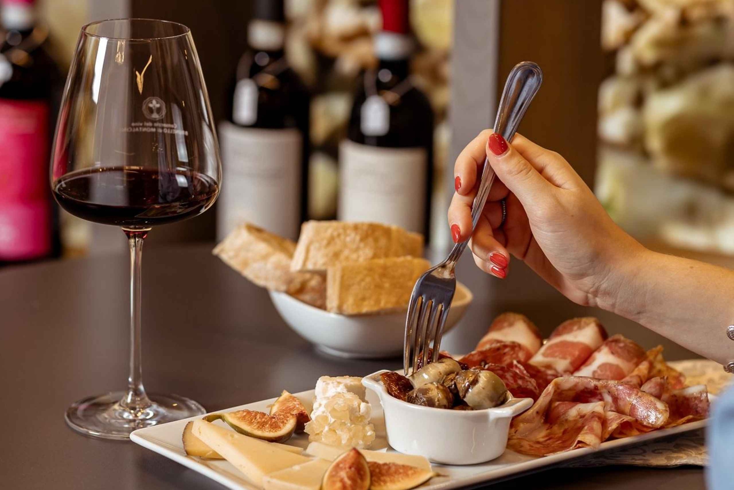 Firenze: Orcian laakso, Montalcino, Pienza lounaalla ja viinillä.