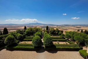 Firenze: Orcian laakso, Montalcino, Pienza lounaalla ja viinillä.