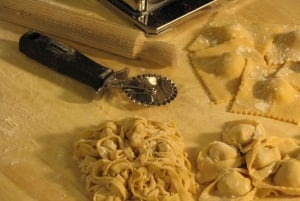 Firenze: Pasta og dessert madlavningskursus med drinks