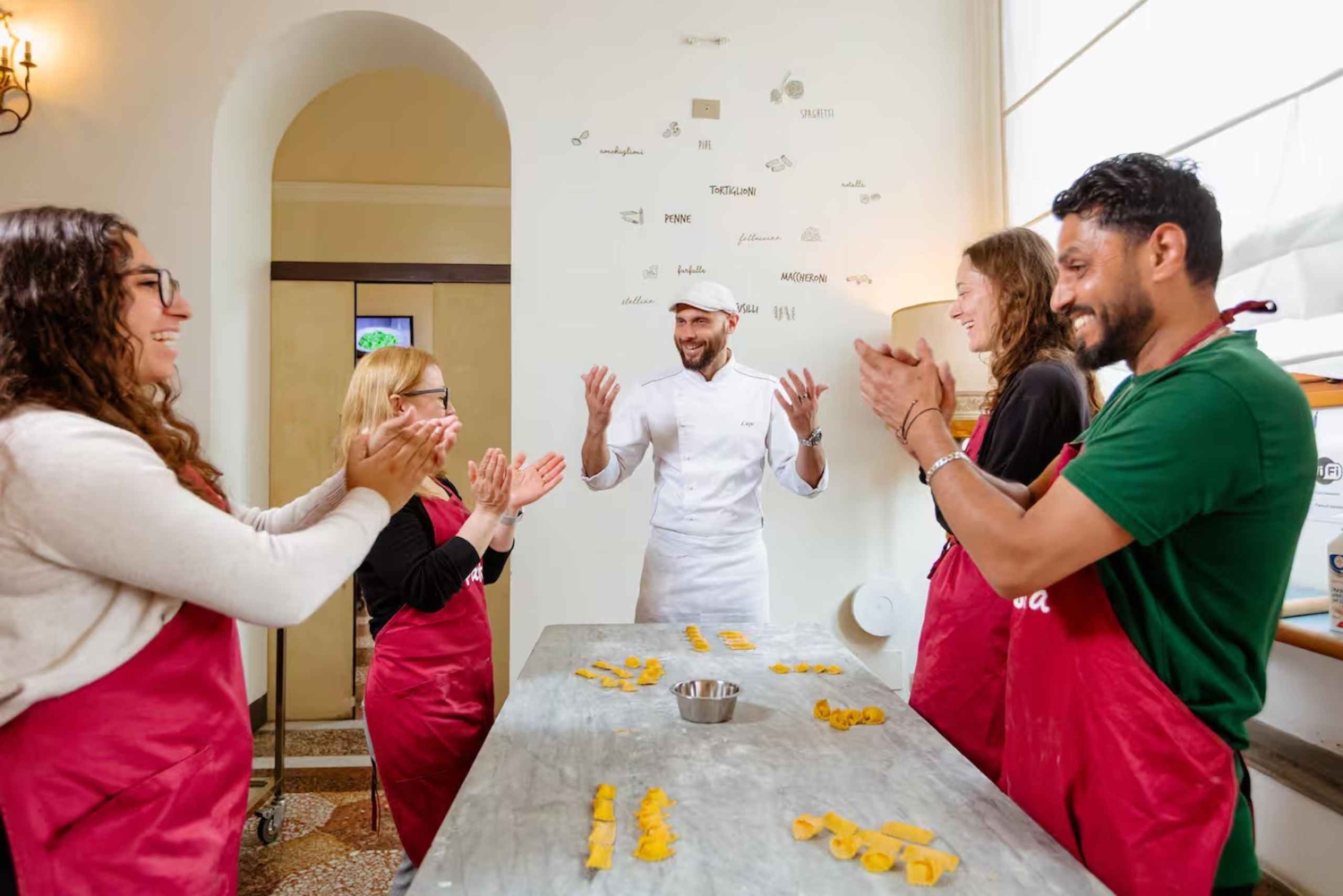 Florence: Pastaklas met wijn, limoncello en dessert