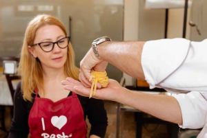 Florence: Pastaklas met wijn, limoncello en dessert