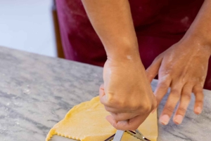 Florence: Pastaklas met wijn, limoncello en dessert