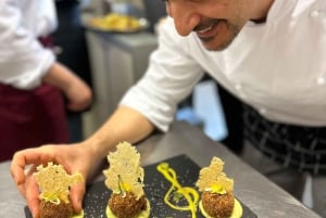 Florença: aula de fazer massa com jantar, vinho e... cante!