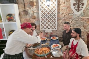 Florença: aula de fazer massa com jantar, vinho e... cante!