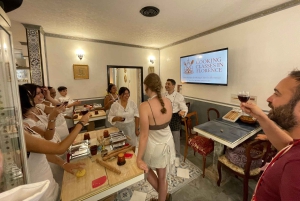 Florença: aula de fazer massa com jantar, vinho e... cante!