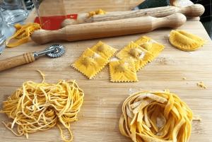 Firenze: Pastanvalmistuskurssi, jossa on illallinen, viiniä ja... laulamista!