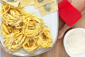 Firenze: Pastanvalmistuskurssi, jossa on illallinen, viiniä ja... laulamista!