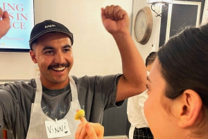 Firenze: Pastanvalmistuskurssi, jossa on illallinen, viiniä ja... laulamista!