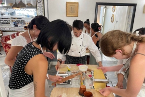 Firenze: Pastanvalmistuskurssi, jossa on illallinen, viiniä ja... laulamista!