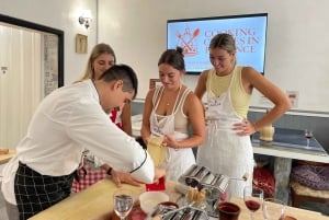 Firenze: Pastanvalmistuskurssi, jossa on illallinen, viiniä ja... laulamista!