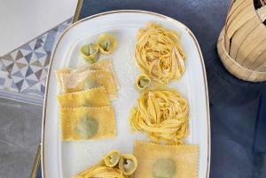 Firenze: Pastanvalmistuskurssi, jossa on illallinen, viiniä ja... laulamista!