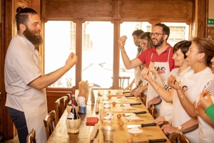 Firenze: Pasta & Tiramisu Class with Unlimited Wine (Pasta & Tiramisu Class with Unlimited Wine)