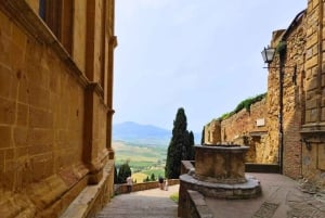 Florence: Pienza, Montepulciano, and Moltancino Day Trip