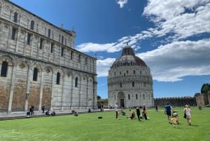 Florence: Pisa Morning Tour with Optional Leaning Tower