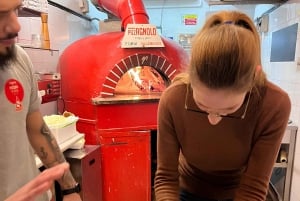 Florencja: Prywatna lekcja robienia pizzy z degustacją wina