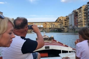 Firenze: Yksityinen veneretki viinin kanssa