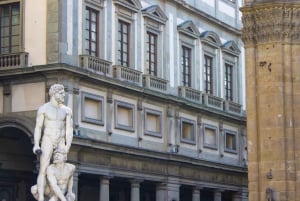 Florence: Private City Walking Tour with Accademia & Uffizi
