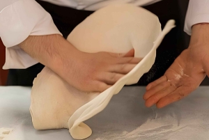 Florenz: Privater Pizzabackkurs mit Weinverkostung