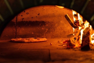 Florenz: Privater Pizzabackkurs mit Weinverkostung