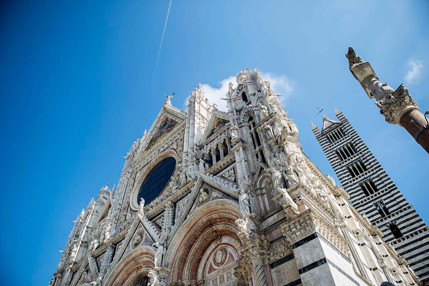 Firenzen YKSITYINEN/OSITTAIN YKSITYINEN kierros: Siena, San Gimignano ja Pisa