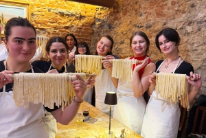 Florence: Ravioli & Pasta Making Class with lots of Wine