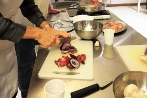 Florence: Renaissance Cooking Class with Dinner and Wine