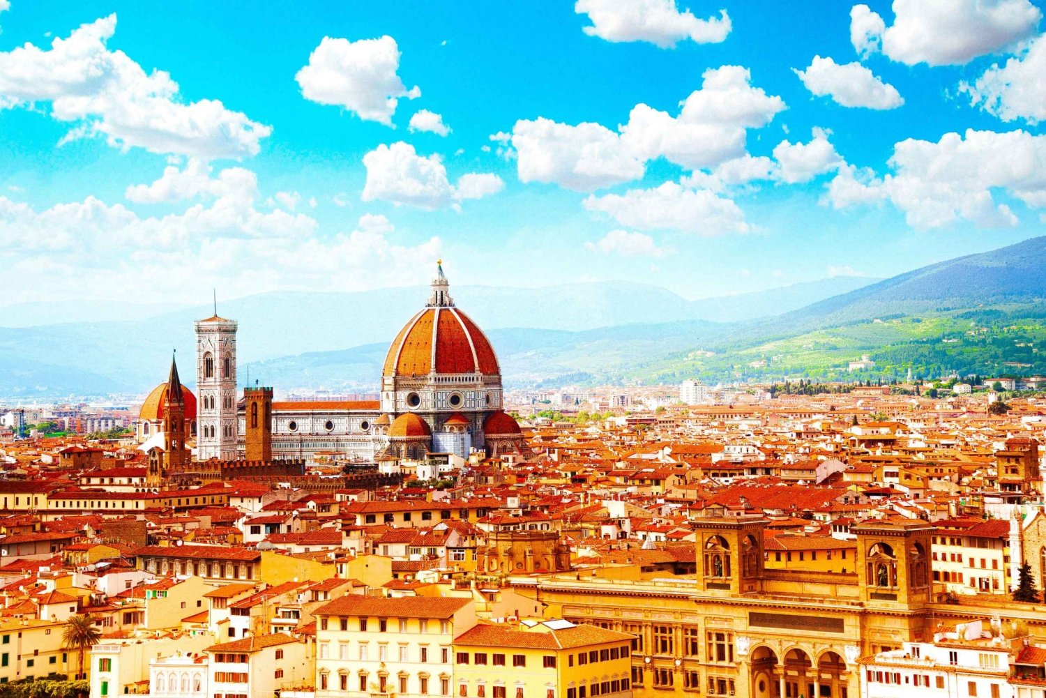 Florence Walking Tour: Duomo, Ponte Vecchio & Wine Windows