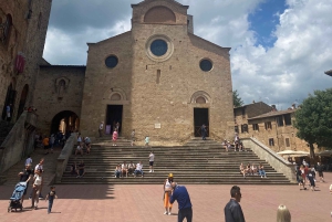 Florence: San Gimignano & Siena Tasting Experience
