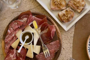 Florence: San Gimignano & Siena Tasting Experience