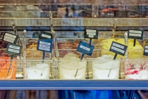 Firenze: tour privato di un giorno a Siena e San Gimignano in auto di lusso