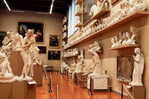 Firenze: Uffizin ja Accademian gallerioiden kiertoajelu: Skip-the-Line Tour of Uffizi & Accademia Galleries