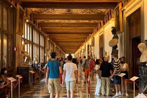 Firenze: Hopp over køen Uffizi-galleriet privat omvisning