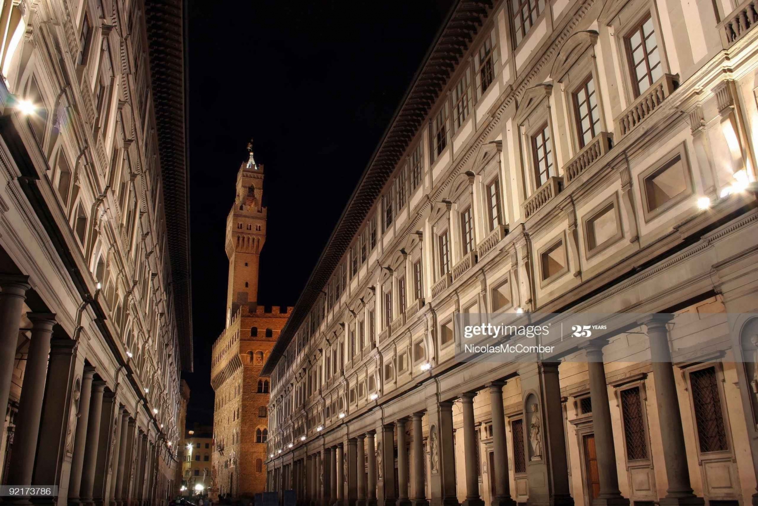 Florence: Skip the Line Uffizi Guided Tour and Walking Tour