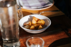 Firenze: Pienryhmille tarkoitettu auringonlaskun ruokakierros Oltrarnossa