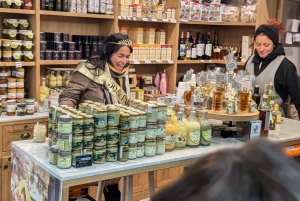 Tour gastronomico a piedi per le strade di Firenze con vino nella zona del Duomo