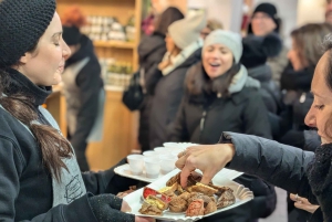 Tour gastronomico a piedi per le strade di Firenze con vino nella zona del Duomo