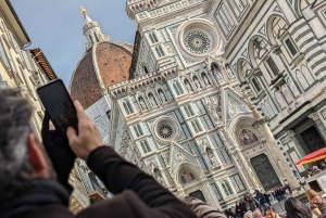 Tour gastronomico a piedi per le strade di Firenze con vino nella zona del Duomo