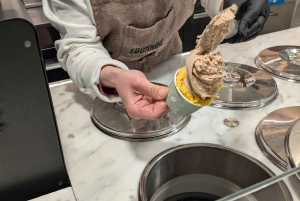 Tour gastronomico a piedi per le strade di Firenze con vino nella zona del Duomo