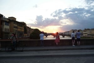 Florencia: Tour turístico al atardecer y cata de vinos