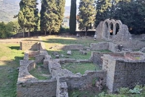 Florence to Fiesole: Golf Cart Tour with Roman Theatre Visit