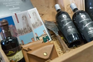 Florence: Truffle Hunting and Vinci with Lunch and Winery