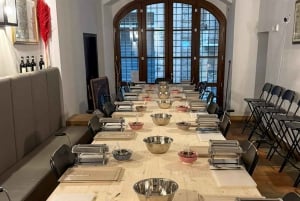 Florença: Aula de culinária toscana com massa feita à mão e vinho