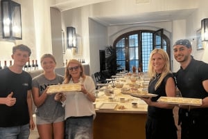 Florença: Aula de culinária toscana com massa feita à mão e vinho