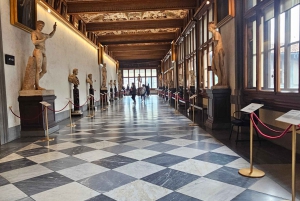 Florença: Galeria Uffizi, dia de museu gratuito com guia