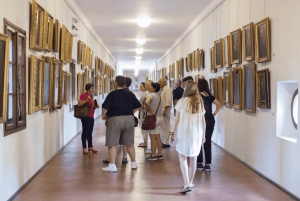 Florence Uffizi Gallery & Medici Vasari Corridor Guided Tour