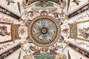 Florence Uffizi Gallery & Medici Vasari Corridor Guided Tour