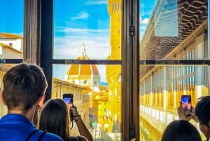 フィレンツェ：ウフィツィ美術館の傑作（最大9名様）＋メディチの回廊