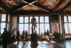 Florence: Uffizi Skip-the-Line Entry & Guided Tour