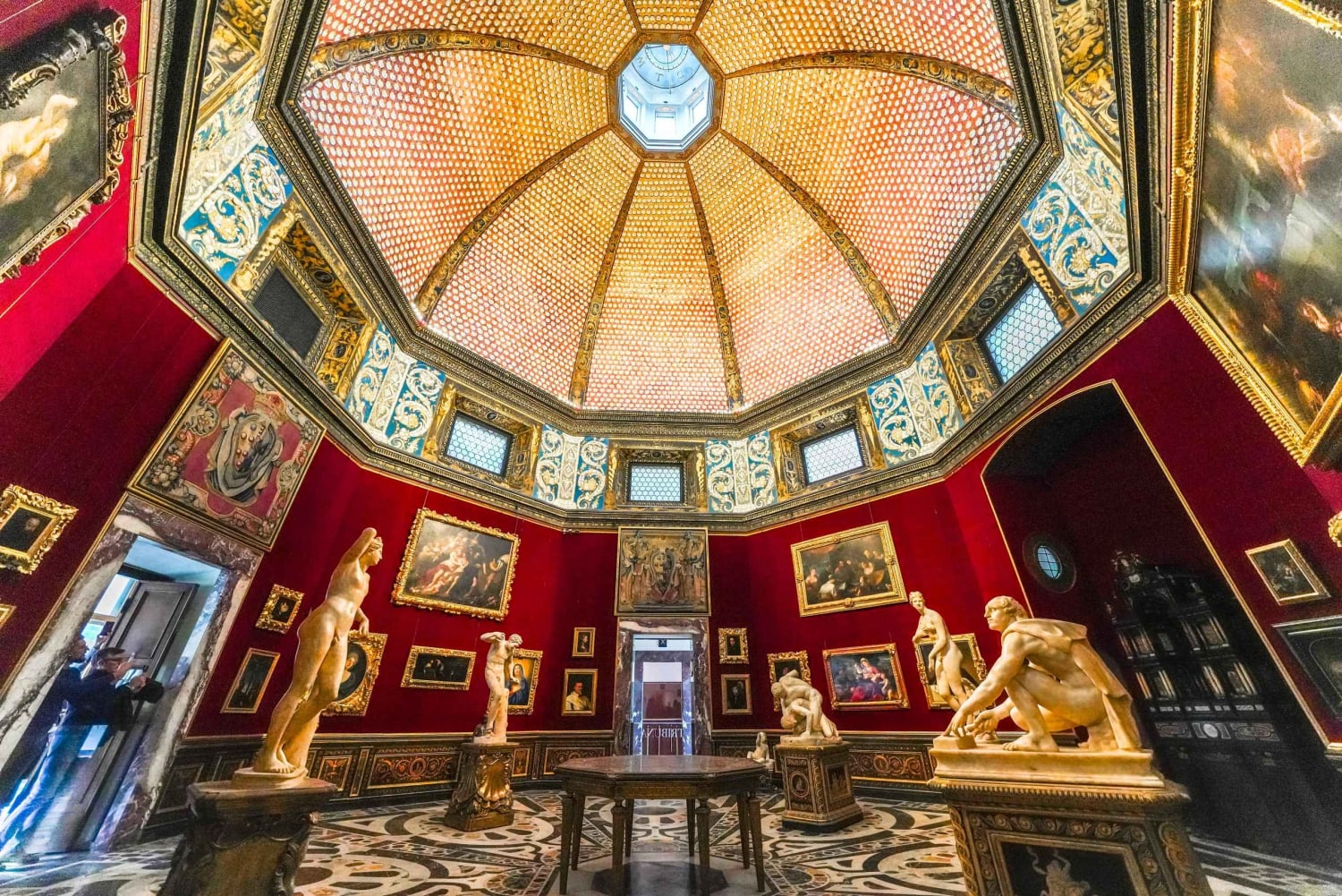 Firenze: Uffizi Skip køen-billet + audioguide APP