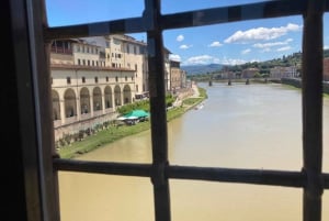 Firenze: Tour esclusivo del Corridoio Vasariano e della Galleria degli Uffizi